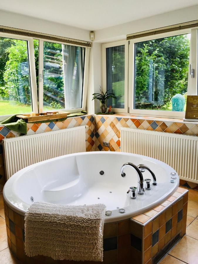 Naturforsthaus Ferienwohnung Fuer Hunde- Und Tierverbundene Menschen Preitenegg Exterior foto